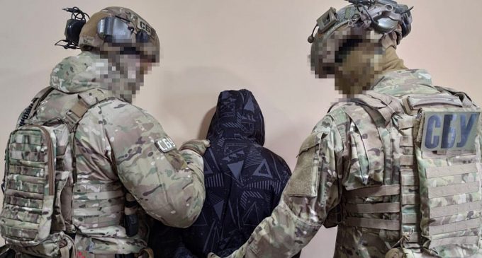 СБУ затримала агентів РФ, які реалізували теракт біля ТЦК у Кам’янці-Подільському