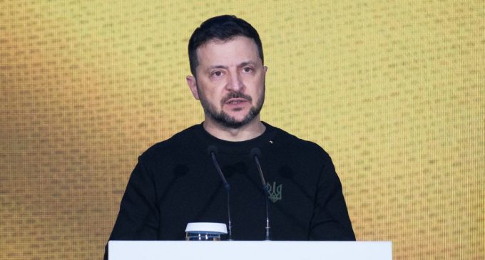 Зеленський уперше прокоментував кадровий скандал в АОЗ