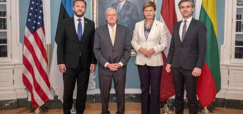 Обговорювали Україну. Келлог зустрівся з главами МЗС і послами низки країн