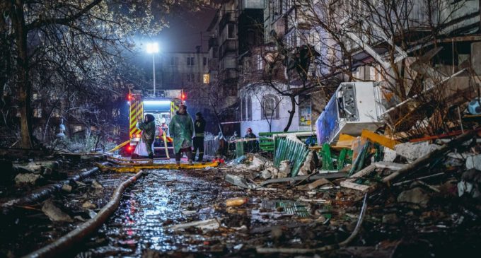 Кількість загиблих внаслідок удару по будинку в Полтаві сягнула 10