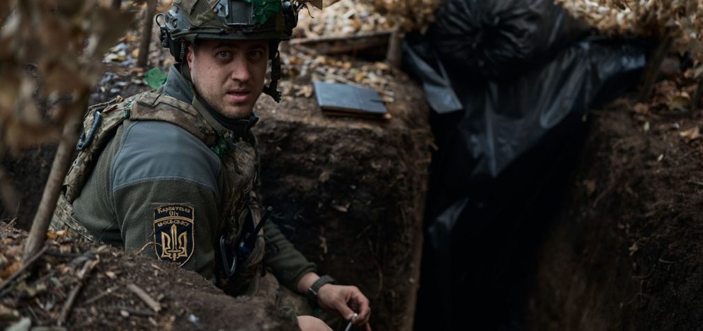 Закидають “штурмовим м’ясом”. У ЗСУ спростували російський фейк про захоплення Торецька