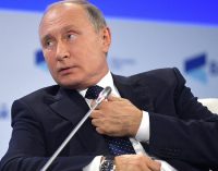 Єврокомісар: Путін зараз відкрито знущається з американців