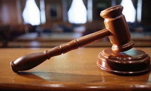 Чоловіка засудили до 5 років за підробку посвідчень ДСНС для ухилянтів