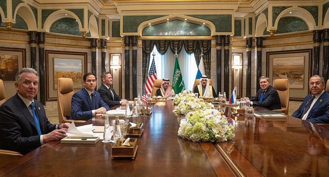 У РФ скаржаться, що переговори зі США пройшли “не дуже результативно”