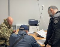 Полковник медслужби допоміг дружині отримати майже 1 млн грн “бойових”
