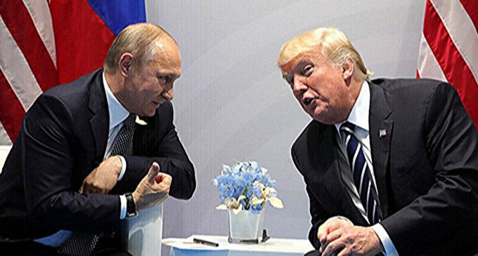 Трамп і Путін домовилися про мирні переговори щодо України на Близькому Сході