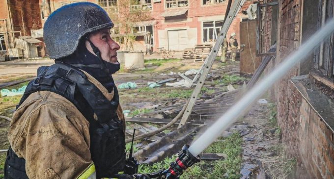 РФ у Страсну п’ятницю вдарила балістикою по Харкову: понад 60 постраждалих (фото, відео)