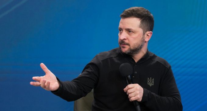 Зеленський відповів на вимоги Трампа по Криму: нові пропозиції лежать на його столі