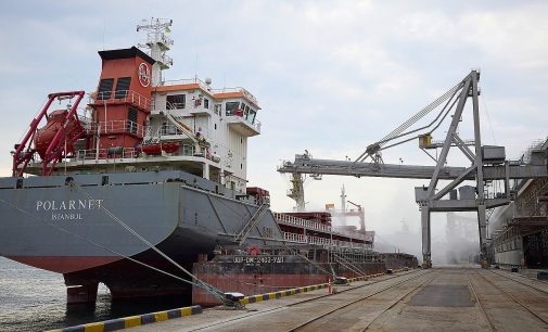 За квітень Україна експортувала вже 1,9 млн. тонн зерна