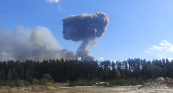 У Росії вибухнув один з найбільших складів боєприпасів: фото та відео