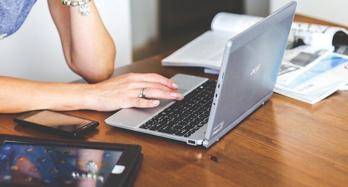 Чи штрафують за продаж речей на OLX і в соцмережах? Податкова дала відповідь