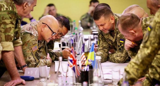 “Привідкрию завісу”: Залужний вперше розповів про спільний штаб з США