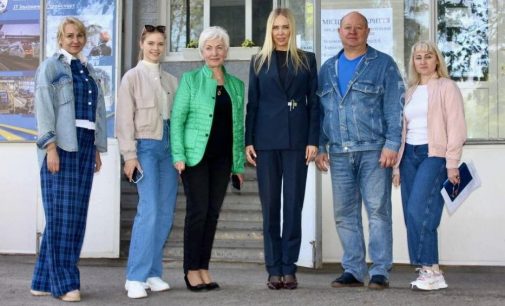 У Камʼяньскому пройшла інтелектуальна гра «РОЗУМНА Україна»