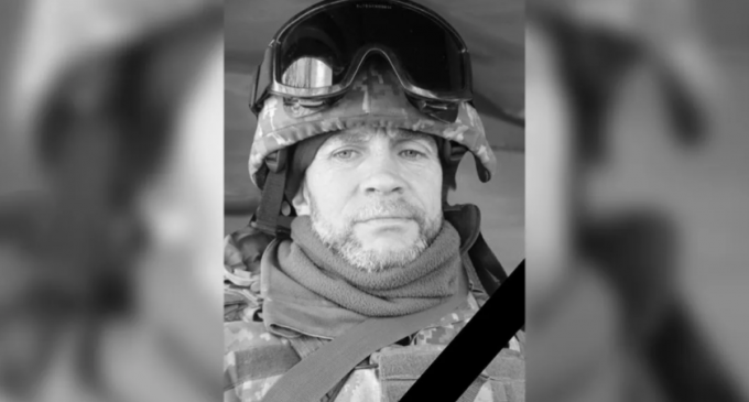 Без батька залишились четверо дітей: у Кам’янському поховають захисника України Романа Петренка