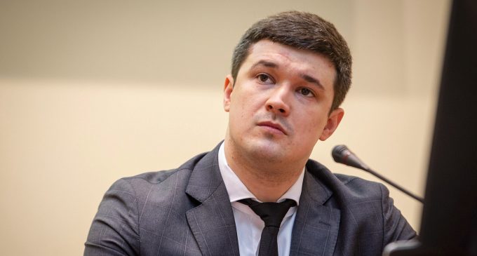 Федоров анонсував “революцію” в іспитах на водійські права: про що мова