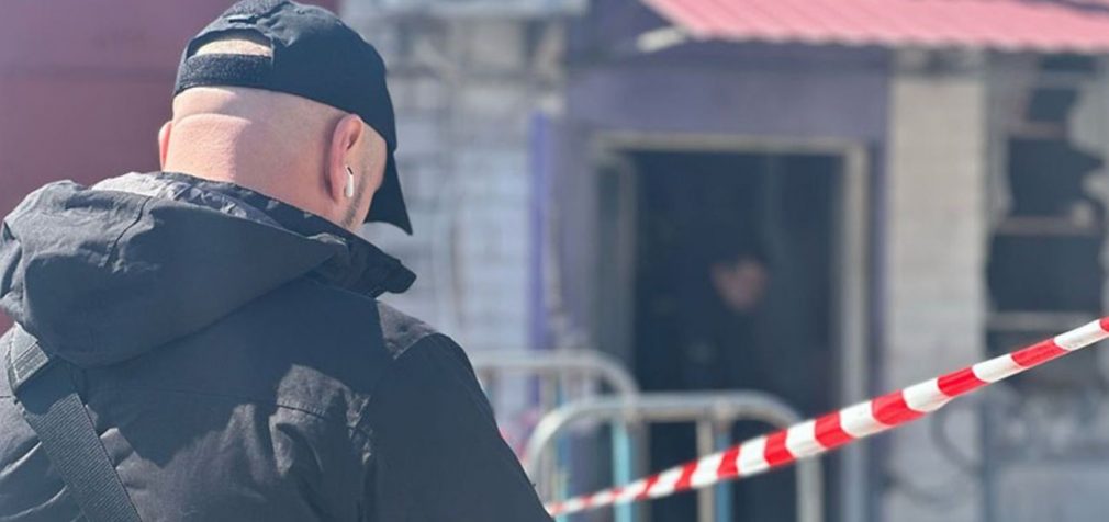 На одному з ринків Києва стався вибух: є загиблі (фото)