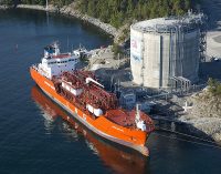 FT: Китай припинив імпорт скрапленого природного газу зі США