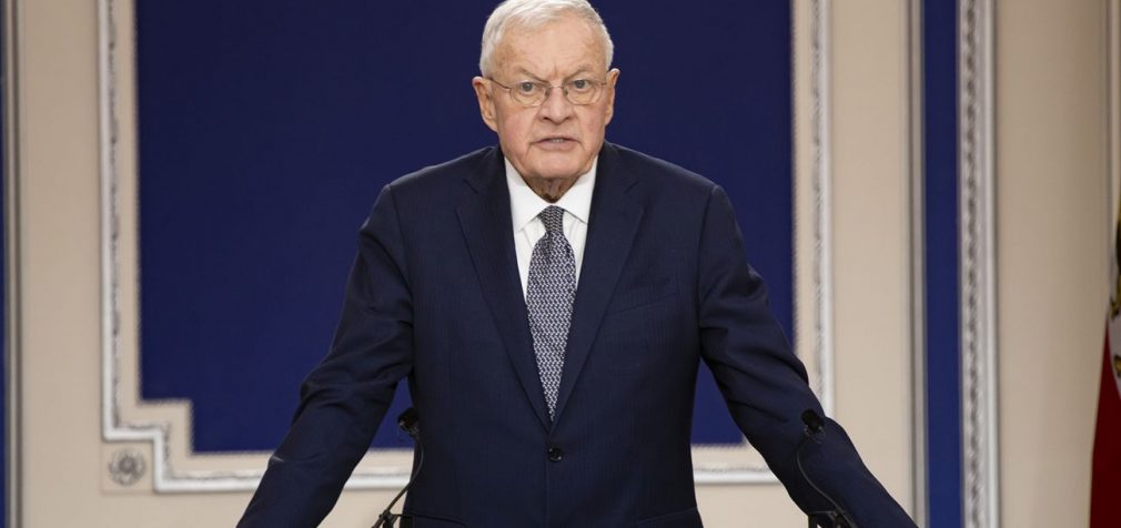 У Трампа різко відповіли на ідею Путіна про перемир’я 9 травня: “Це абсурд”