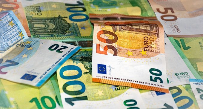 Bloomberg: Євро стає альтернативним безпечним активом у нових умовах