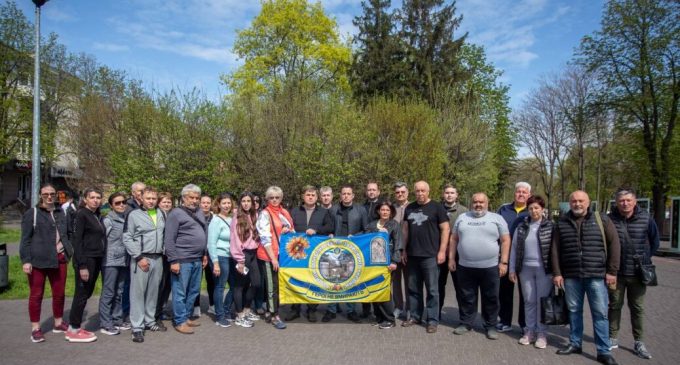 У Камʼянському провели озеленення міста