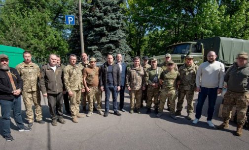 Чергова партія допомоги від Камʼянського рушила на фронт: підсилення отримали 6 військових частин