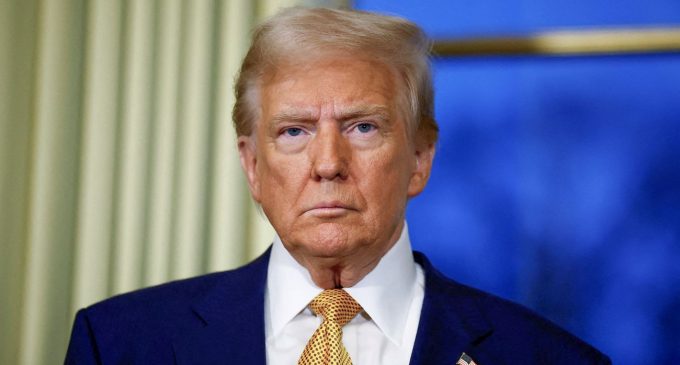 У Трампа чекають відповіді Києва на ідеї щодо Криму та відмови від НАТО, – WSJ