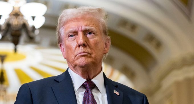 Трамп хоче угоди України та РФ наступного тижня та “робити великий бізнес”