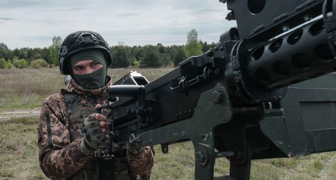 РФ атакувала Україну майже 100 дронами і ракетами перед Великоднем: скільки цілей збила ППО