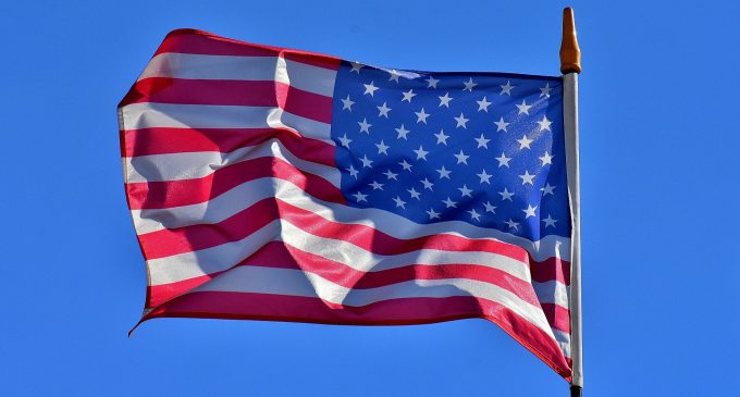 В уряді США заявили, що не будуть відтерміновувати дію нових тарифів