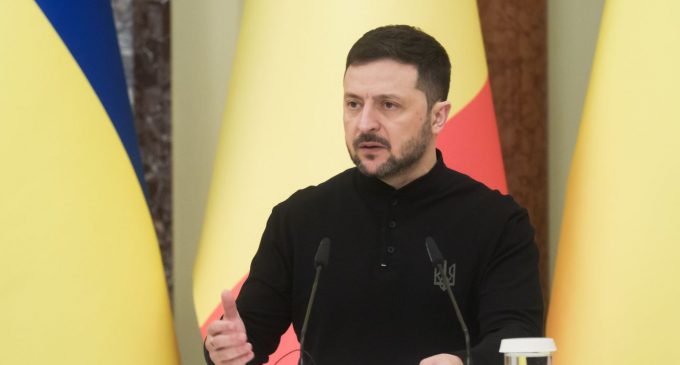 Україна не обговорюватиме території до припинення вогню, – Зеленський