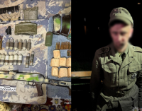 У німецькому однострої та з гранатою: запорізькі поліцейські затримали місцевого жителя за незаконне зберігання зброї