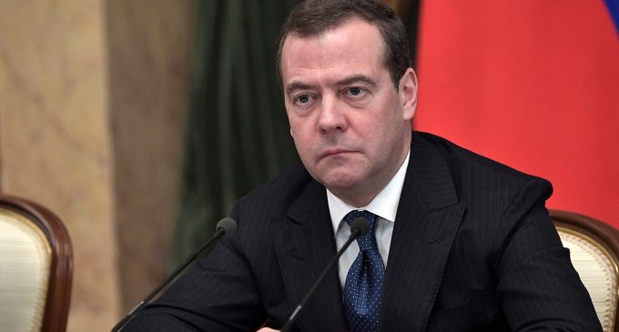 У РФ відповіли погрозами Зеленському: 10 травня у Києві може не настати