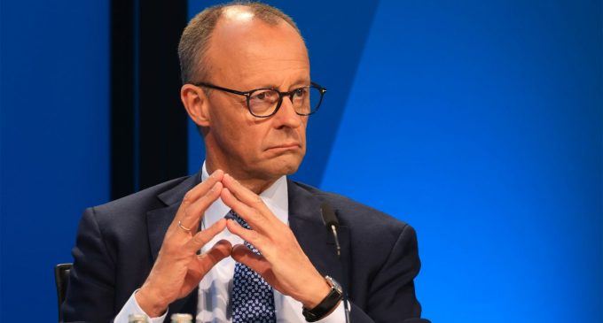 Переговори щодо припинення вогню в Україні можуть затягнутися на місяці, – Мерц