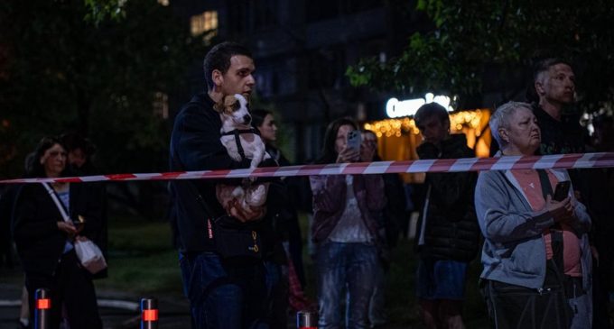 Київ після удару дронів: кількість постраждалих зросла, у ДСНС показали наслідки