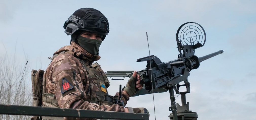 РФ вдарила по Україні балістикою та випустила понад 180 дронів: які наслідки