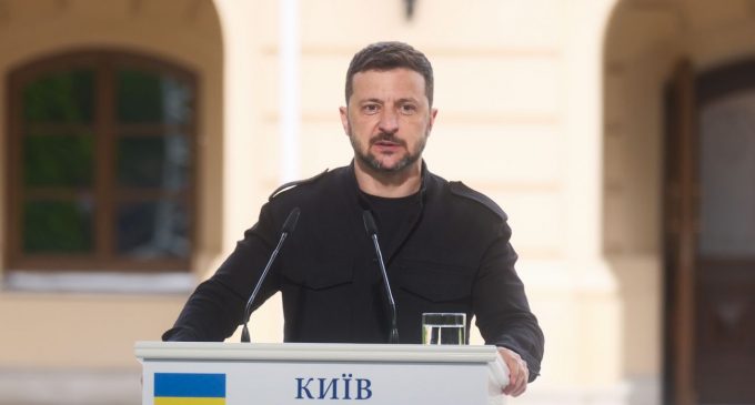 Зеленський відповів на пропозицію Путіна: Україна готова зустрічатись, але є умова