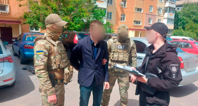 Виготовляв фіктивні документи для втікачів: у Запоріжжі студент організував схему ухилення від мобілізації