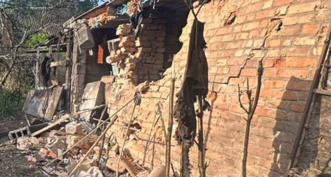 Близько двох десятків атак – ворог бив по Нікопольщині безпілотниками й артилерією