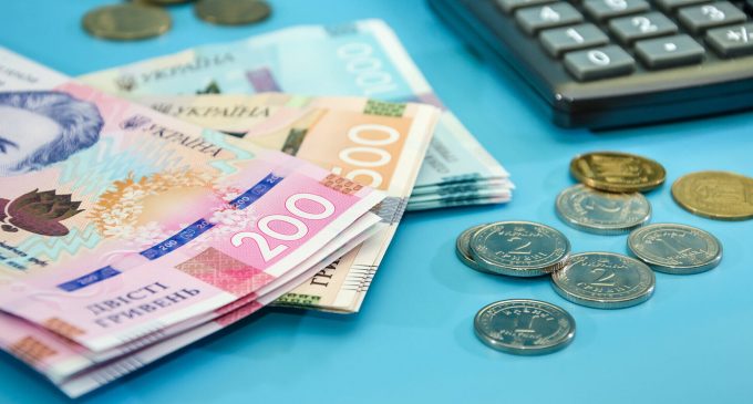 Тарифи без змін, перерахунок субсидій та пенсій: що чекає українців з 1 червня