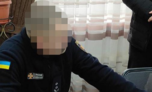 Під суд віддали двох посадовців ДСНС, які закупили 2000 планшетів за завищеними цінами