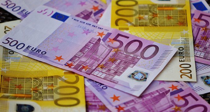 ЄІБ надасть €300 млн кредитних гарантій бізнесу ЄС для торгівлі з Україною
