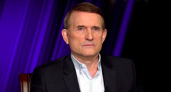 ЄС запровадив санкції за дестабілізуючі дії Росії: у списку Медведчук