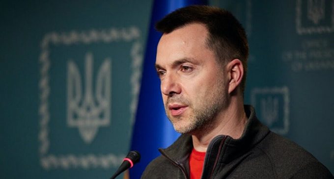 ​Зеленський ввів санкції проти Арестовича та Олешка