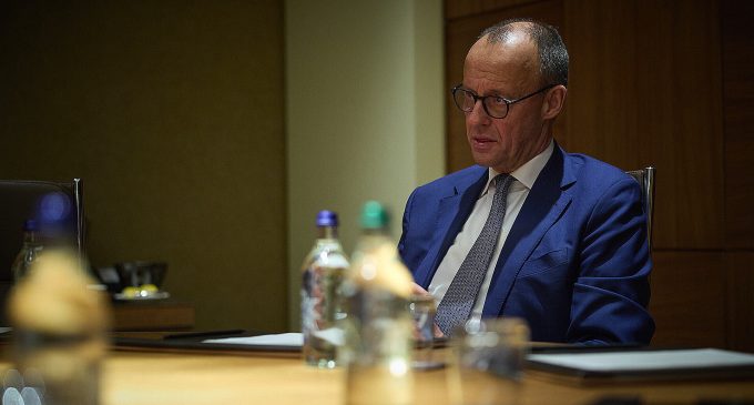 Мерц обговорив з Сі Цзіньпіном російську війну проти України