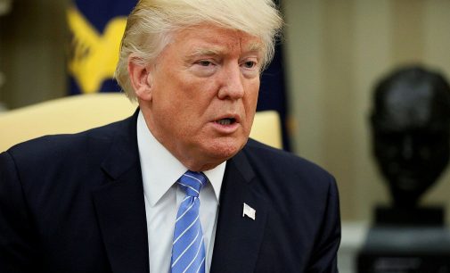 Трамп стверджує, що в США відбулася фінансова революція завдяки його митам