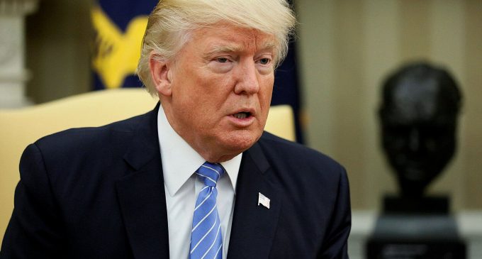 Трамп стверджує, що в США відбулася фінансова революція завдяки його митам