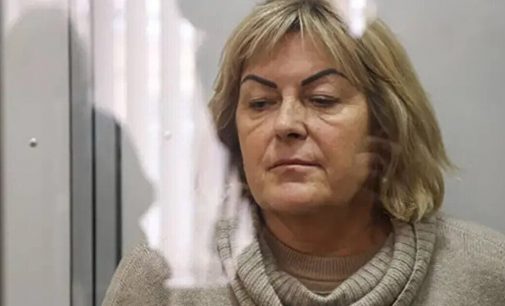 Ексглава Хмельницької МСЕК могла приховувати кошти за допомогою телефону – у СІЗО провели обшуки