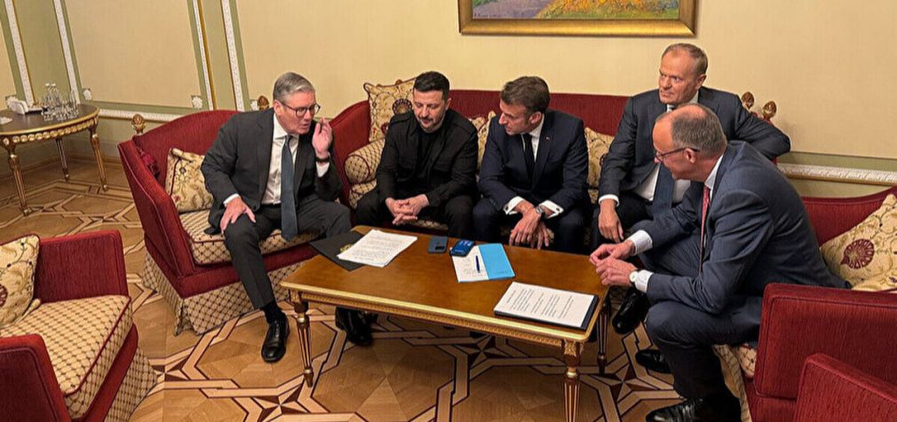 ЗМІ: “коаліція рішучих” готується, що США повністю припинять підтримку України