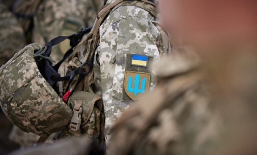 Частина українців може втратити бронь від мобілізації: причина