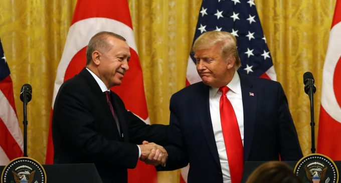 “Це безглузда війна”: Трамп хоче залучити Ердогана, щоб зупинити РФ в Україні